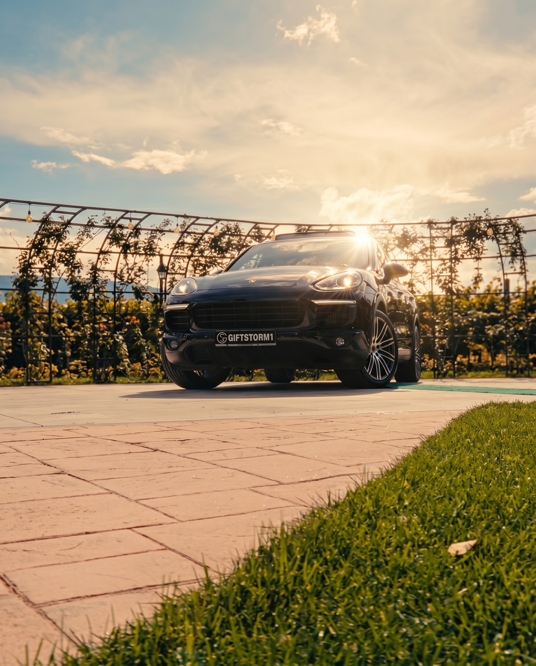 Fast-paced automotive content